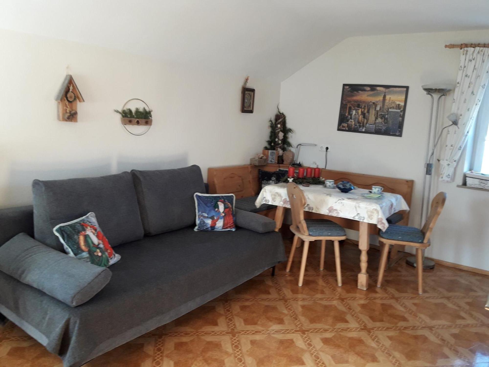 Gaestehaus Reisacher - Mehrbettzimmer Peiting Exterior photo